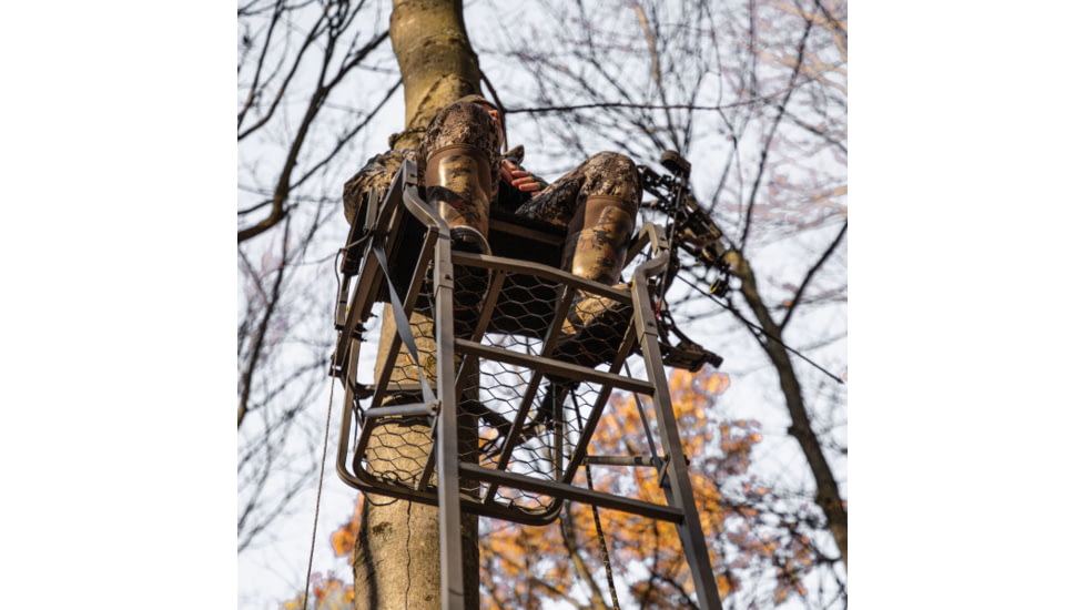 Rivers Edge Treestands Bowman - LS Treestand, Black, 19ft 5in, RE675