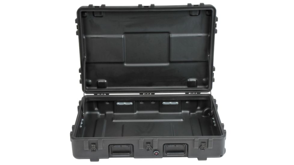 SKB Cases I Series Injection Molded Watertight &amp; Dust Proof Case w/wheels, Black, 32in x 21in x 7in 3R3221-7B-EW