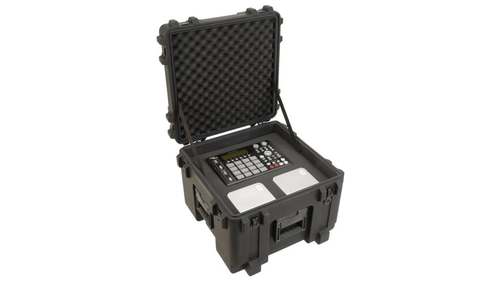 SKB Cases Roto Mil-Std Waterproof Case 14 Deep w/ cubed foam, pull handle and wheels 19 x 19 x 14-1/2 3R1919-14B-CW