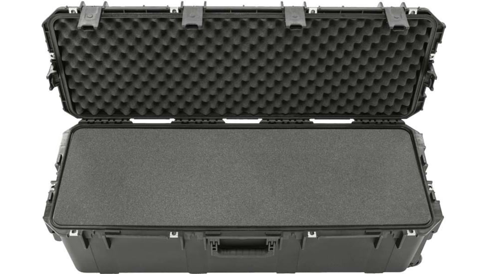 SKB Cases Seres Injecton Molded Ml-Standard Waterproof - Case 39.30inx13.57inx12.67in W/Wheels, Layered Foam, 3I-3913-12BL
