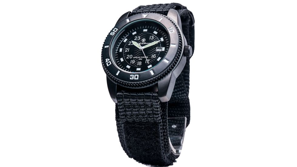 Smith &amp; Wesson Commando Watch - Nylon Band, Round Dial SWW-5982 SWW-5982