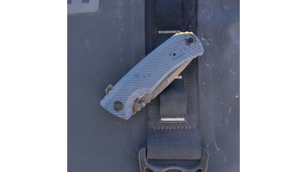 SOG Specialty Knives &amp; Tools Tellus Atk / Squid Ink + Yellow - 11-06-03-43