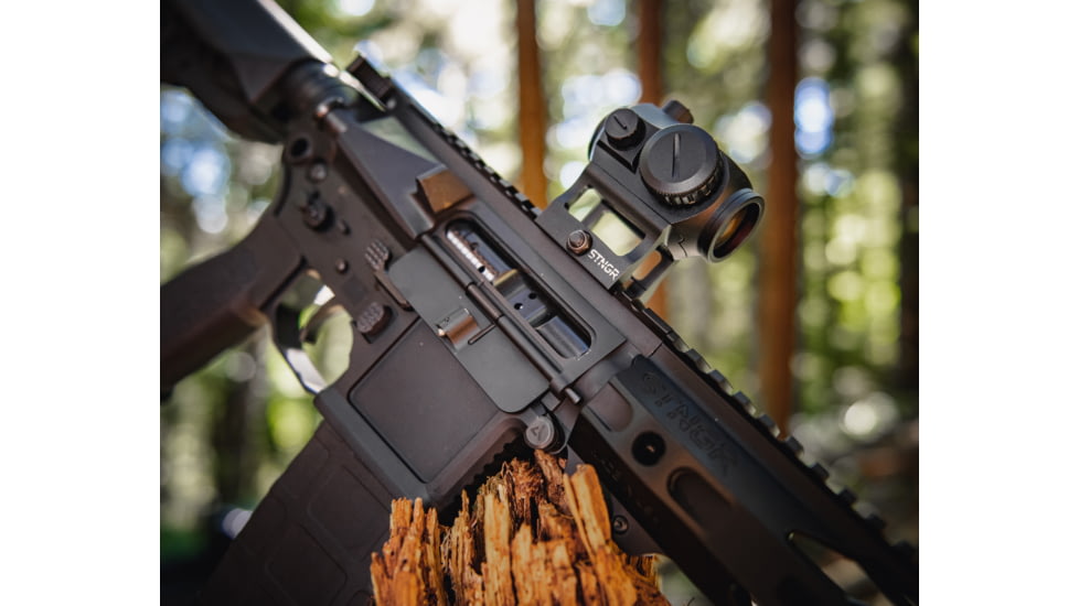 STNGR Axiom II Red Dot Sight, 2 MOA Red Dot Reticle w/ QD Mount Bundle, Black, UI-BNH0-JFHR