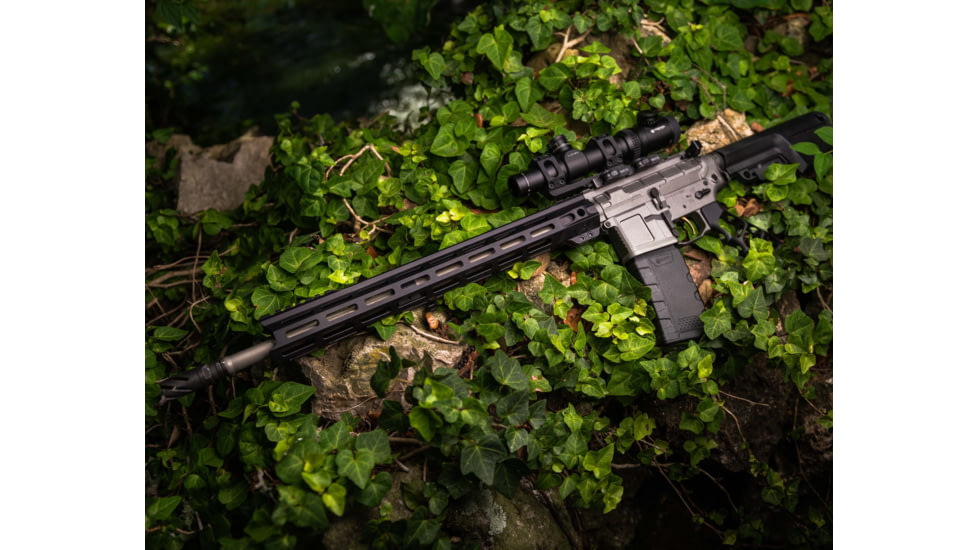 STNGR VLCN M-Lok Free Float Handguard for AR15/M4, Anodized Black, 15 in, 15VLCN