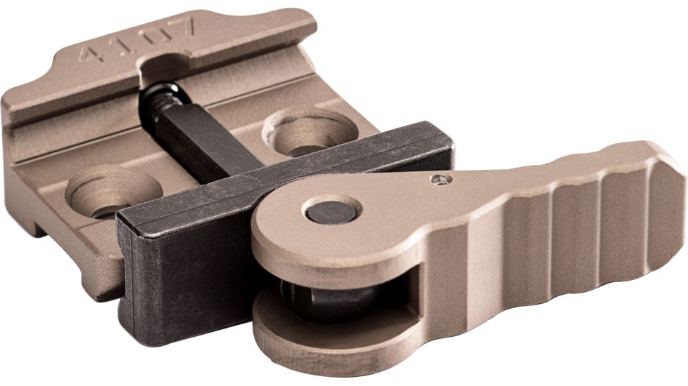 SureFire Scout Light Lever Mount w/QD Auto Lock Lever System, Tan, M-AD-SF-TN