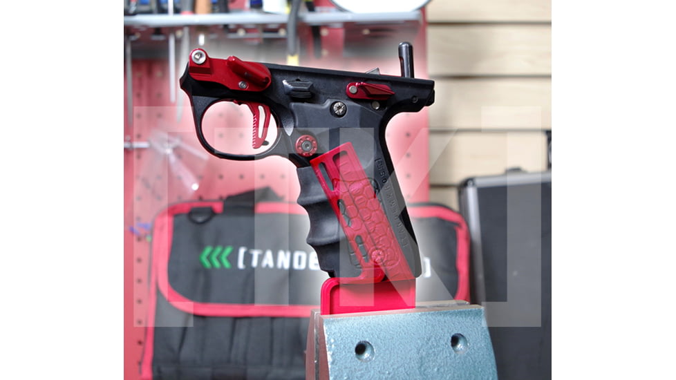 TANDEMKROSS Magazine Vise Block For .22LR Platforms, Red, TK00N0354RED1