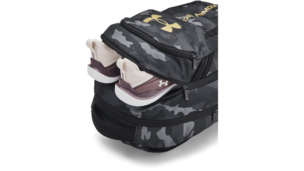 Under Armour Ua Hustle 6.0 Backpack, Black/black/metallic Gold - 1384672001OSFM