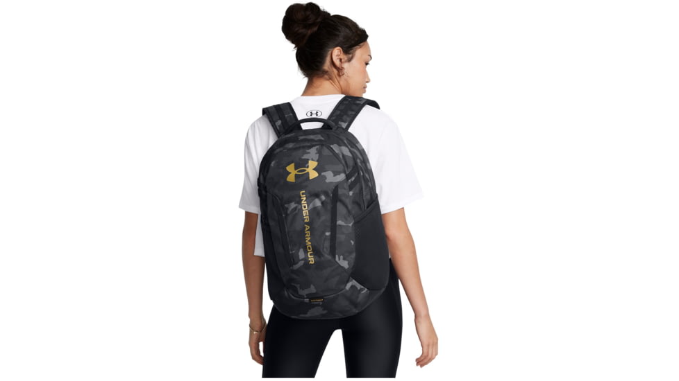 Under Armour Ua Hustle 6.0 Backpack, Black/black/metallic Gold - 1384672001OSFM