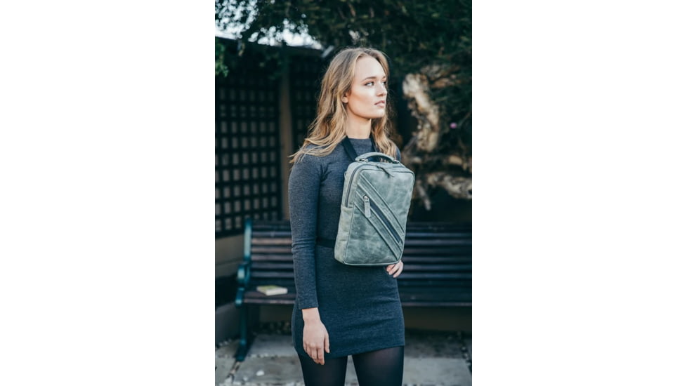 Urbn Chc Williams Bulletproof Vest Bag, Cosmo Midnight Blue, Medium, WILBLU/002