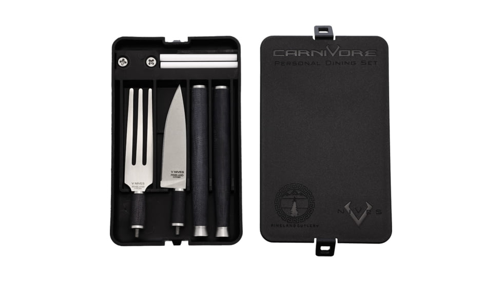 V NIVES Pineland CarniVore Dining Set